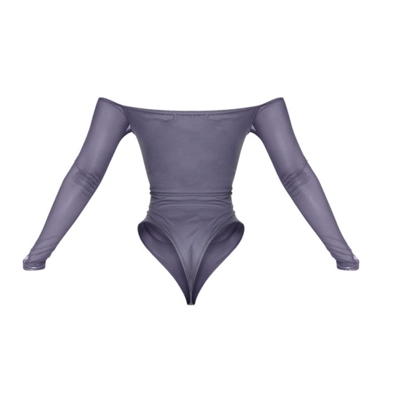 🪩NWT! Pretty Little Thing shape charcoal mesh ruched bodysuit - size 8 - Picture 6 of 12